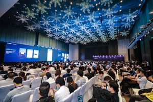 腾讯投资泛微协同办公平台_企业微信泛微OA内外协同平台_泛微移动办公平台